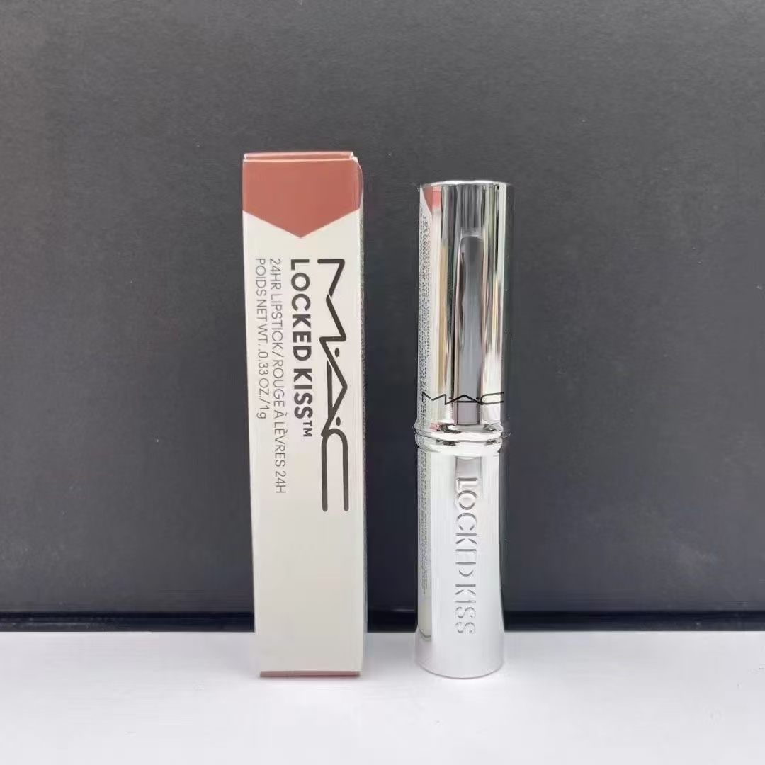 MAC Locked Kiss 24HR Lipstick Mini 1g