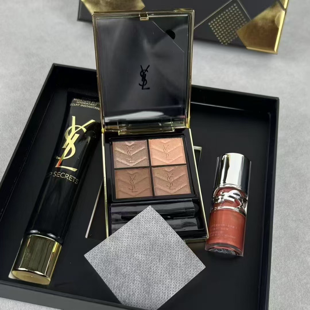 YSL Black Opium Makeup Gift Set (3-Piece Set)